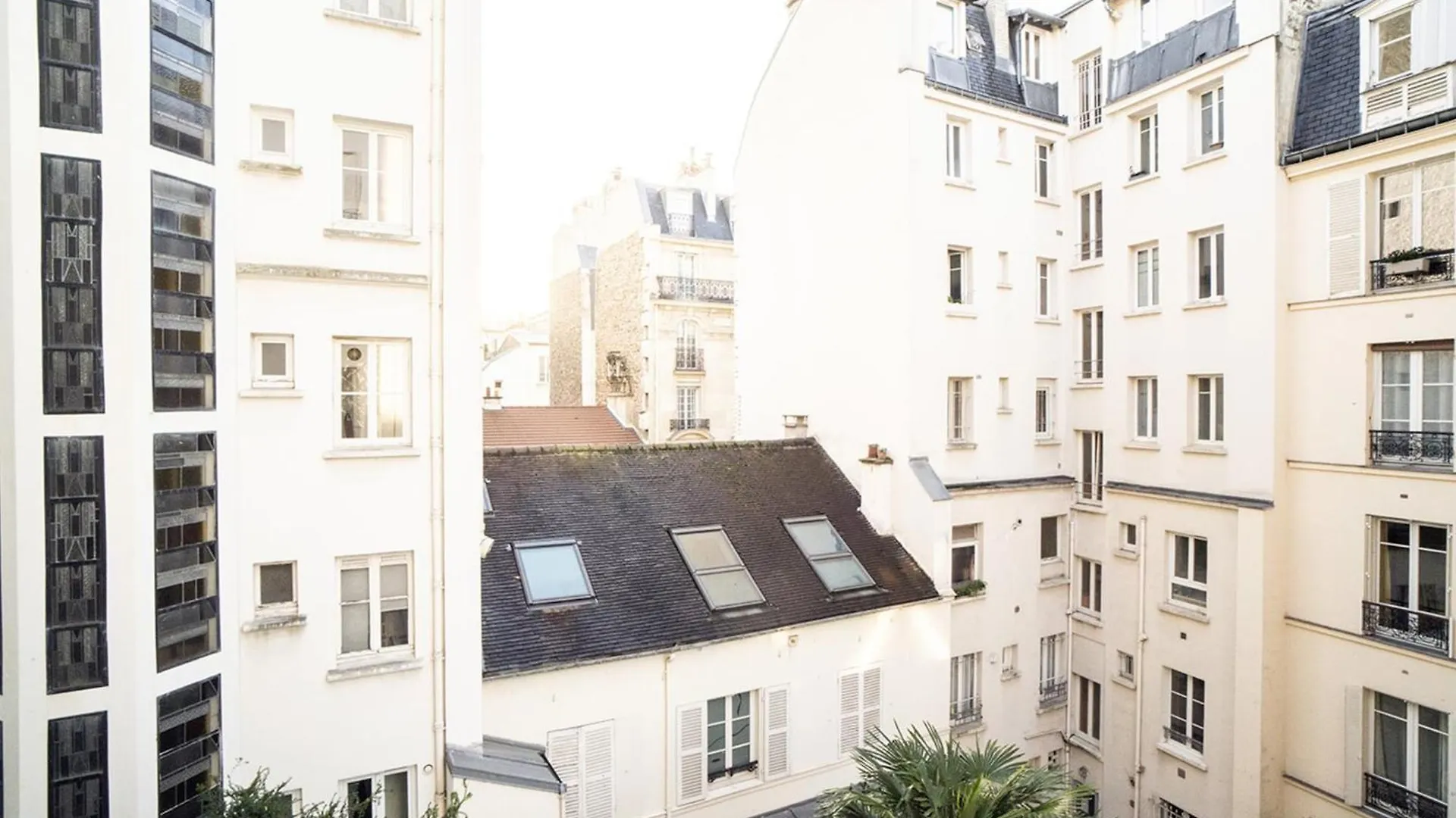 Nice 23 M Near Saint-lambert Apartman *